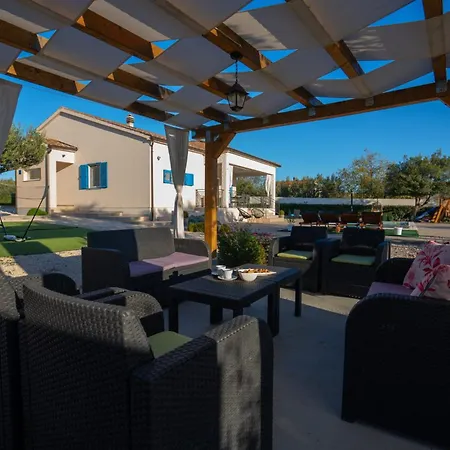 Tara Villa
